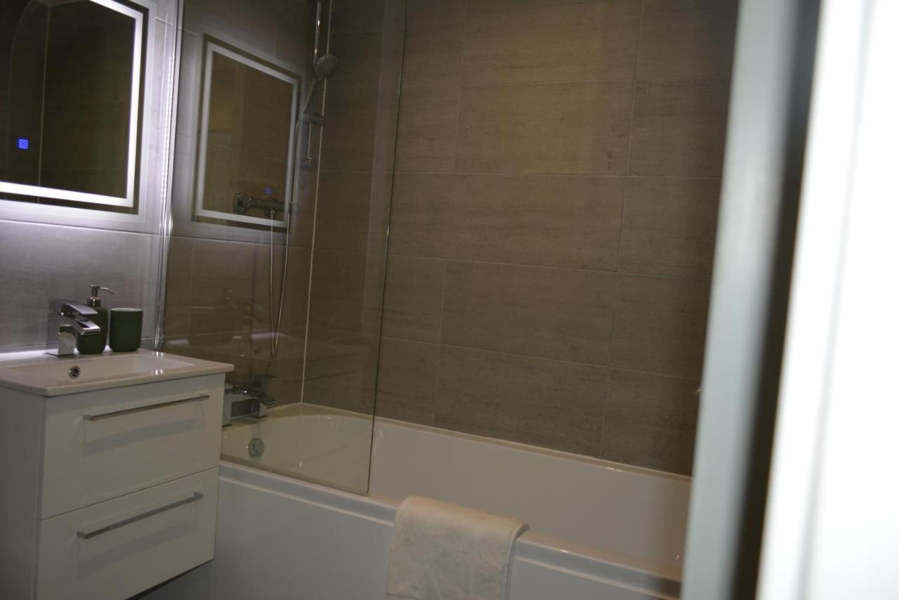 5 Jarn Court. Apartment Oxford Luaran gambar